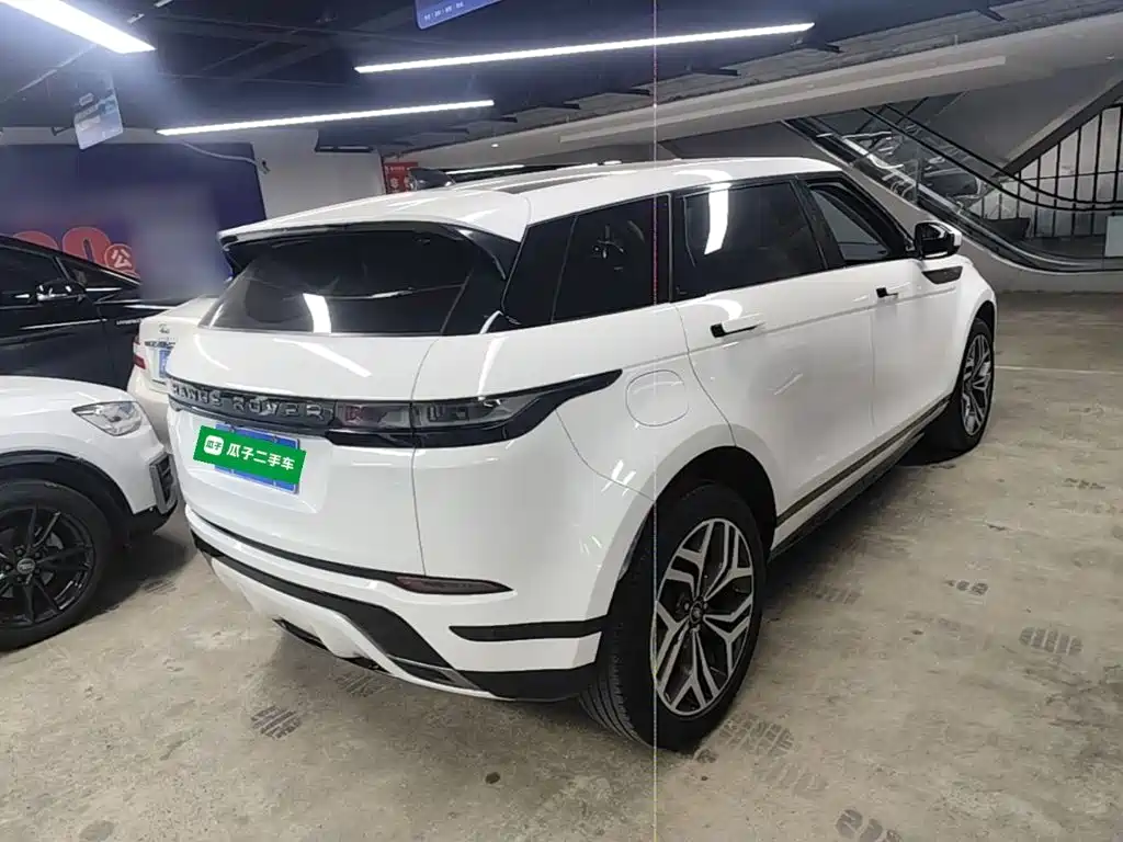 Land Rover Evoque 2022 — фото 7
