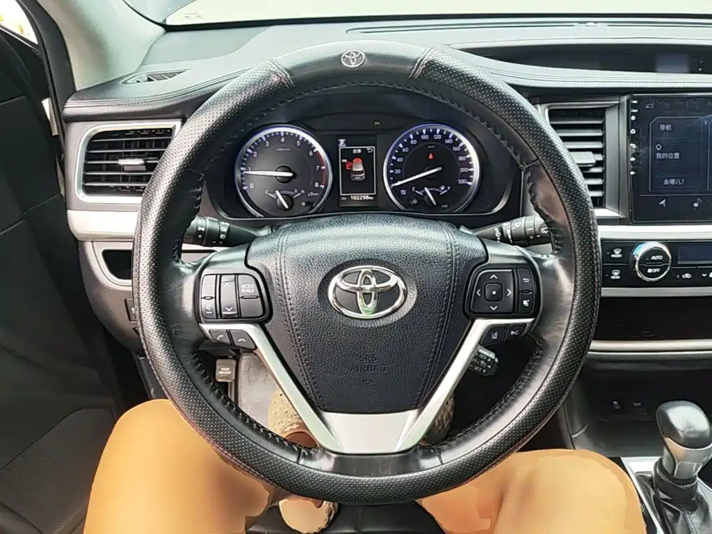 Toyota Highlander 2019 — фото 11