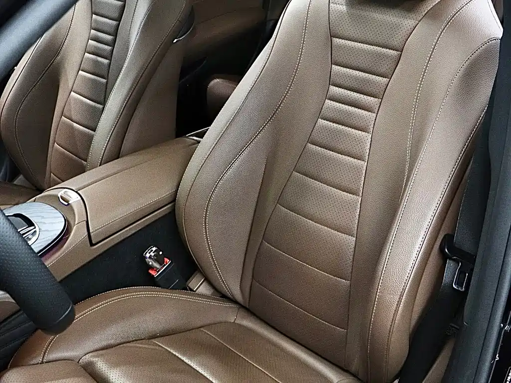 Mercedes-Benz E-Class 2020 — фото 12