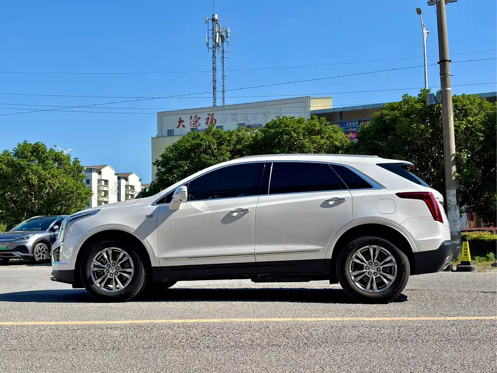 Cadillac XT5 2020 — фото 4