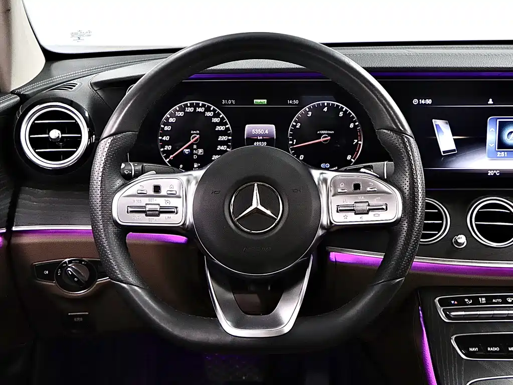 Mercedes-Benz E-Class 2020 — фото 10