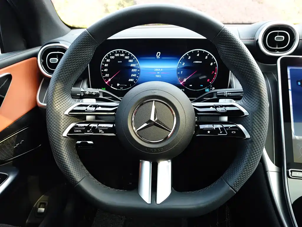 Mercedes-Benz GLC 2023 — фото 22