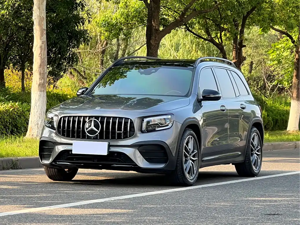 Mercedes-Benz GLB AMG 2023 — фото 1