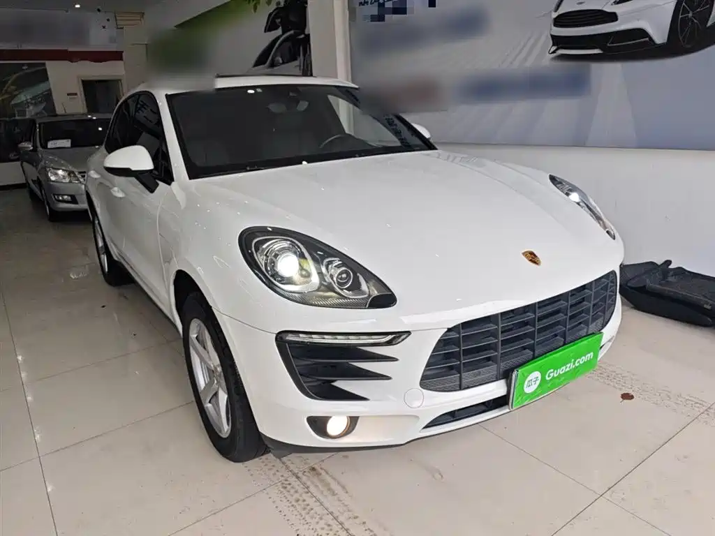 Porsche Macan 2016 — фото 22
