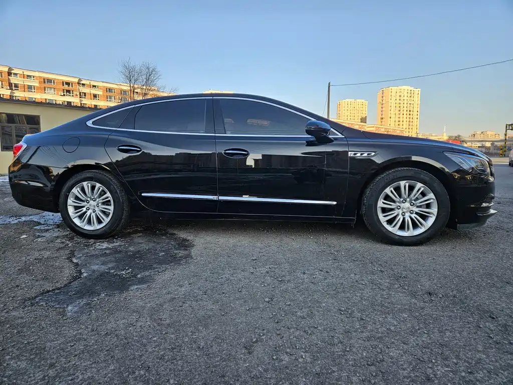 Buick LaCrosse 2019 — фото 3