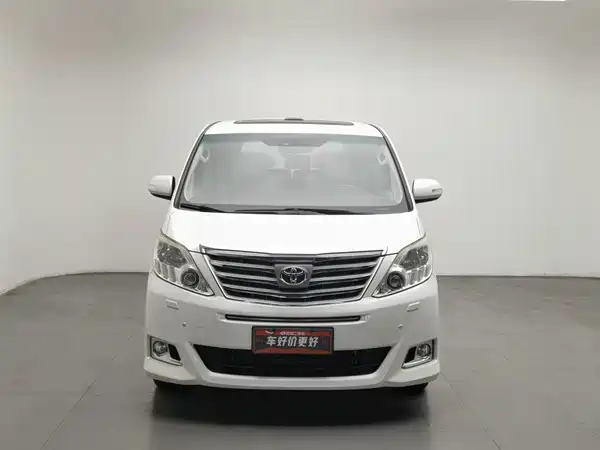 Toyota Alphard 2015