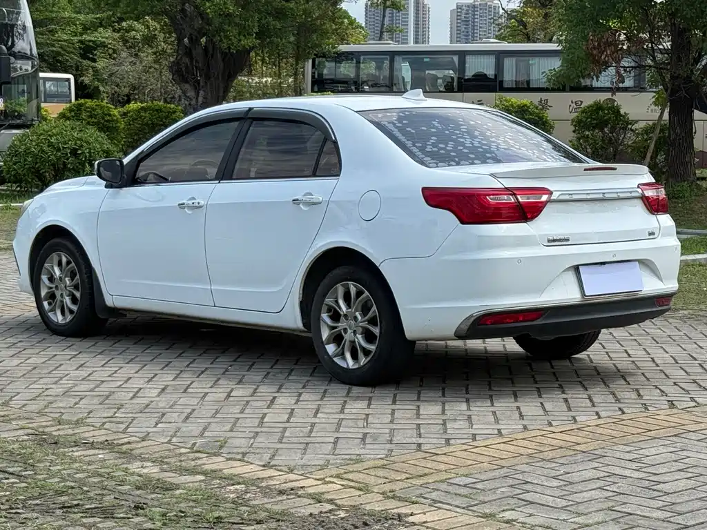Geely Vision 2017 — фото 11