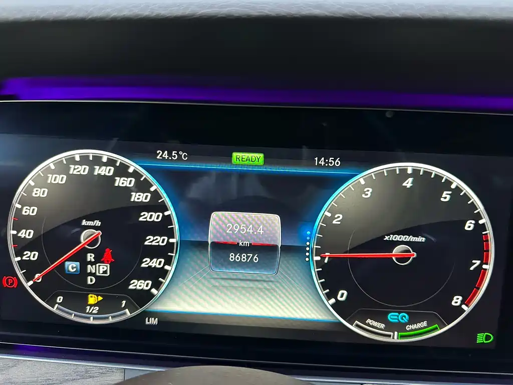 Mercedes-Benz E-Class 2020 — фото 12