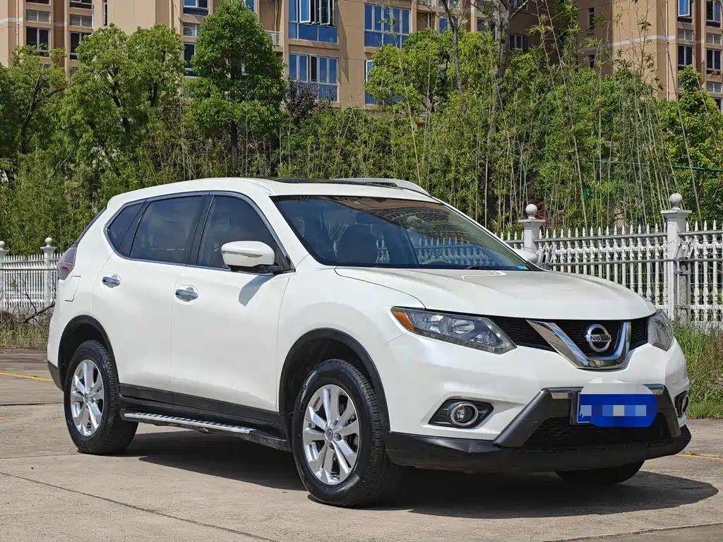 Nissan X-Trail 2015 — фото 2