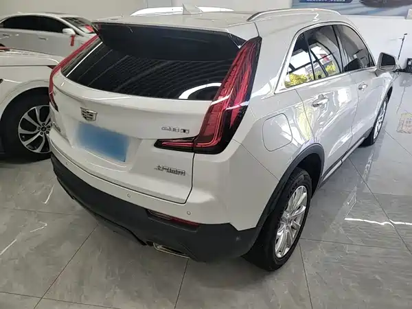 Cadillac XT4 2021