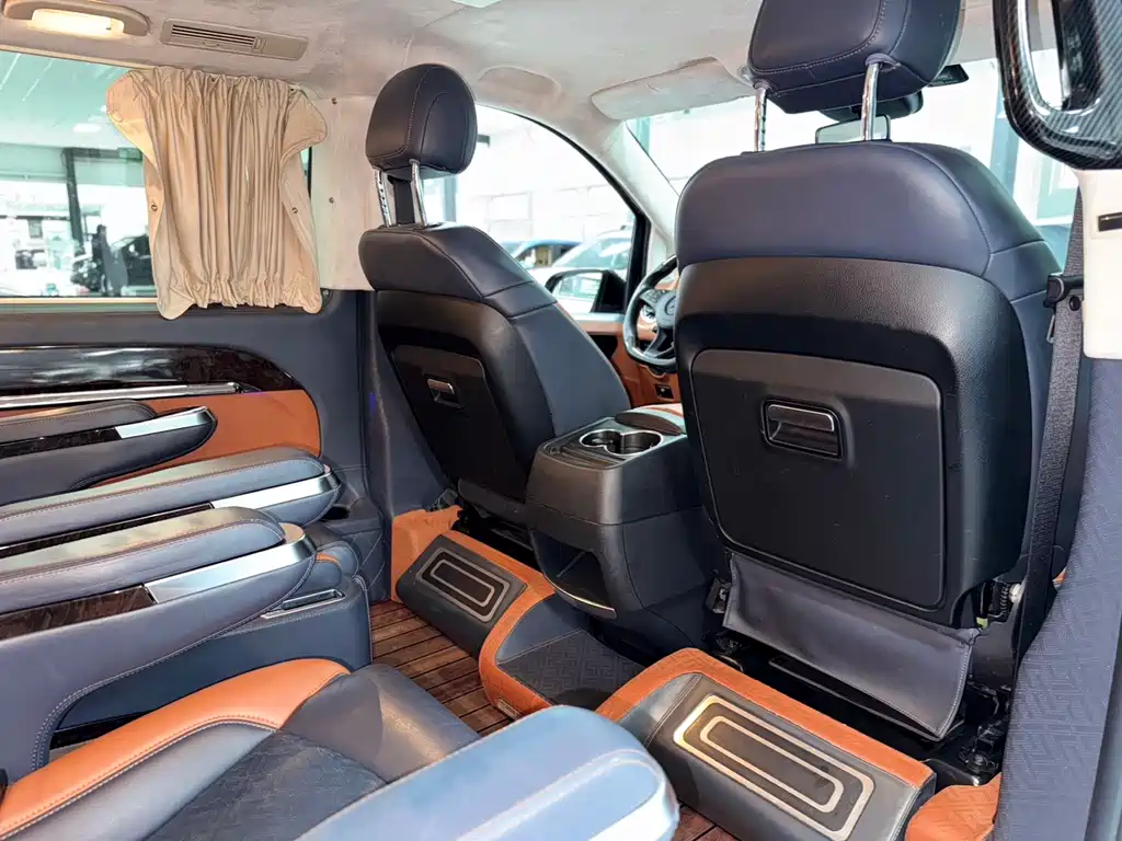 Mercedes-Benz Vito 2020 — фото 10