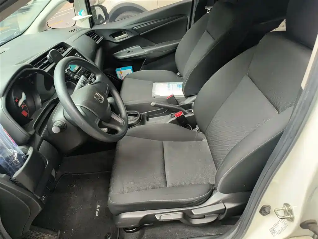 Honda Fit 2019 — фото 8