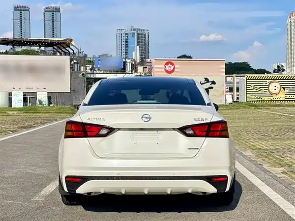 Nissan Teana 2021