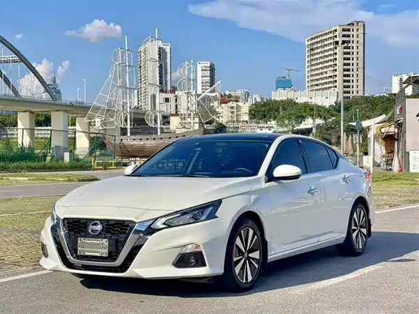 Nissan Teana 2021