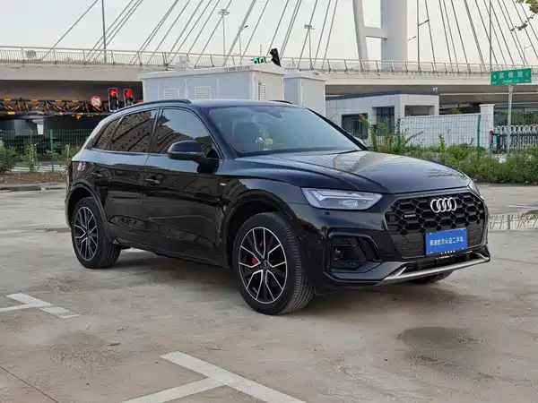 Audi Q5L 2025