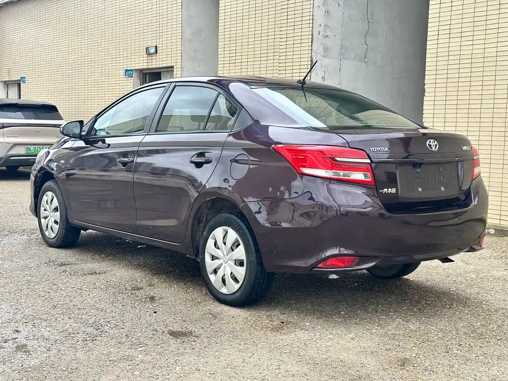 Toyota Vios 2017 — фото 7