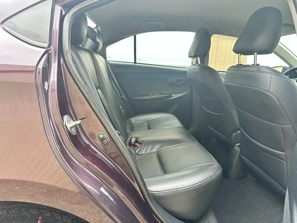 Toyota Vios 2017 — фото 16
