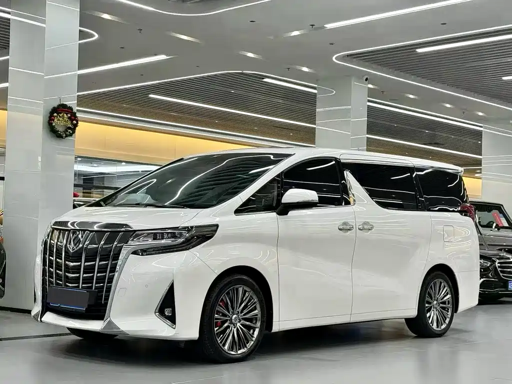 Toyota Alphard 2020 — фото 1