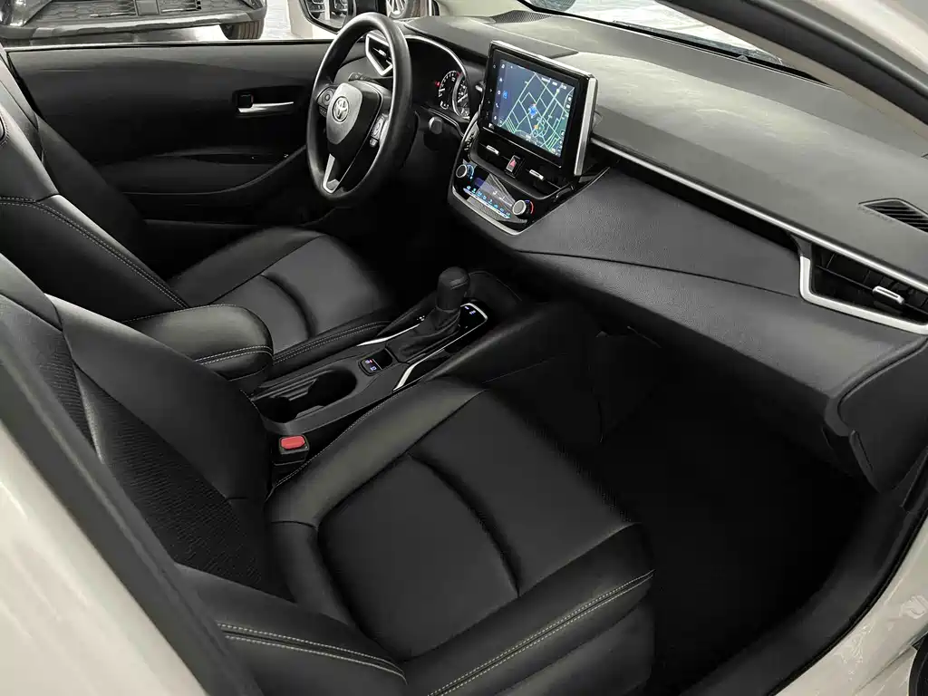 Toyota Corolla 2022 — фото 20