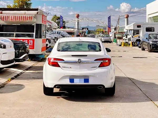Buick Regal 2016