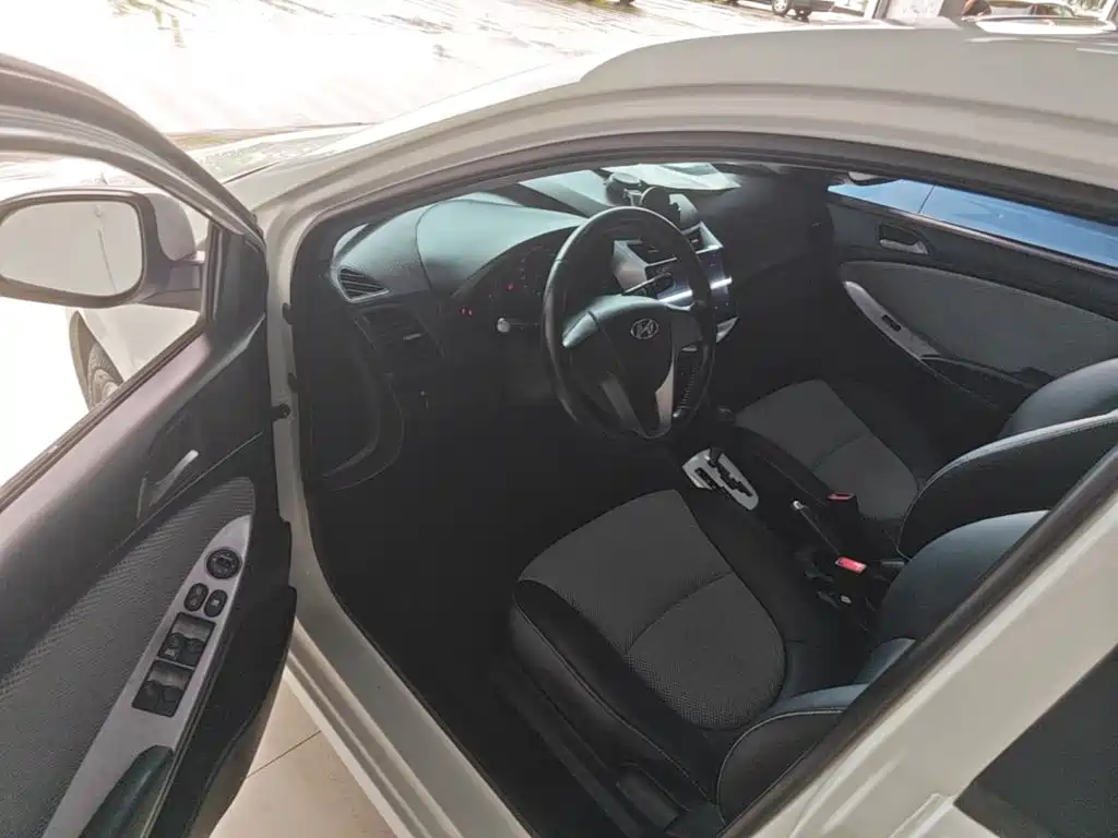 Hyundai Ruiyi 2015 — фото 16