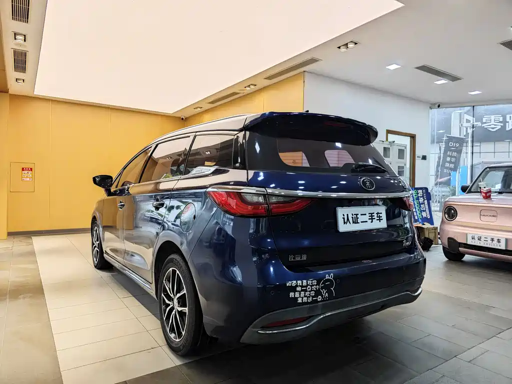BYD MAX 2018 — фото 26