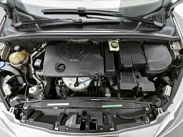 Peugeot 308 2015