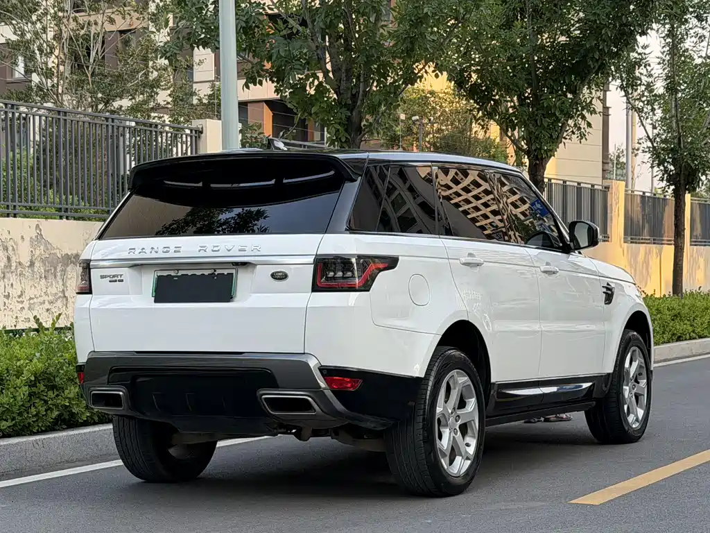 Land Rover Sport PHEV 2018 — фото 7