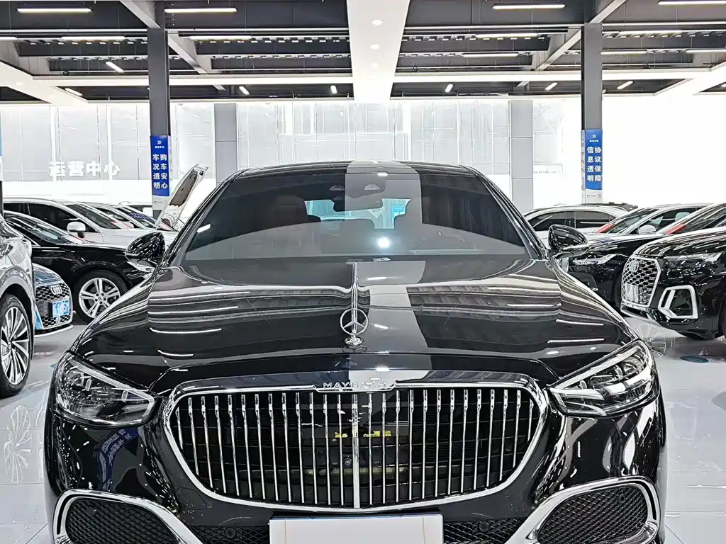 Mercedes-Benz Maybach S-Class 2024