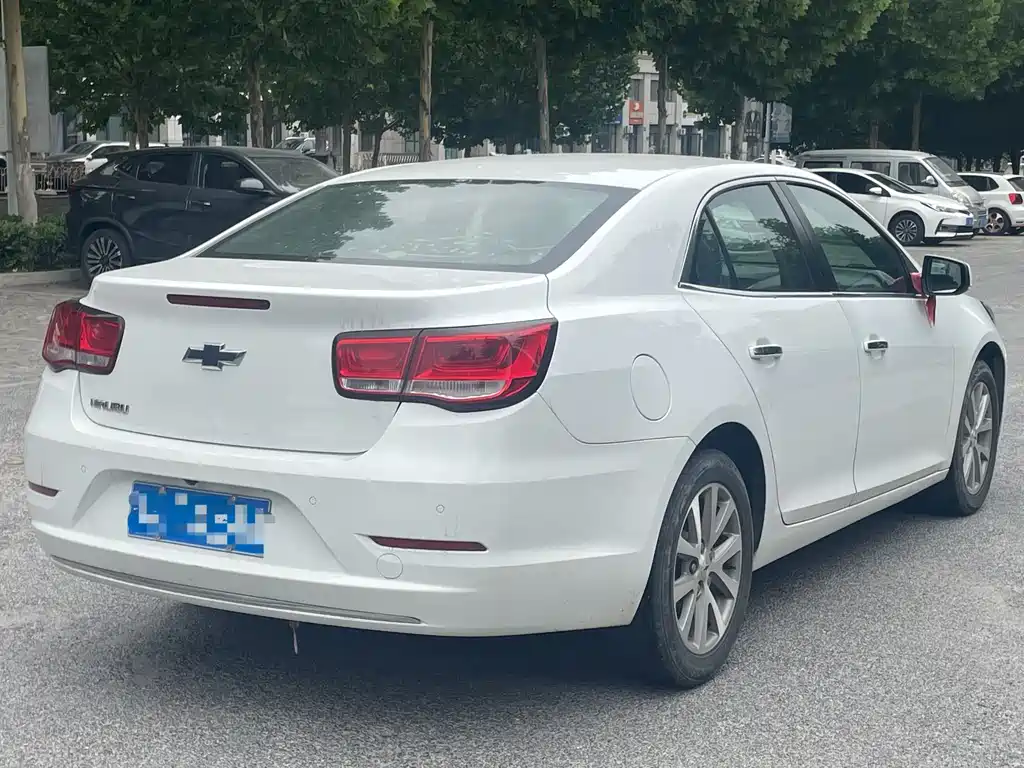 Chevrolet Malibu 2018 — фото 6