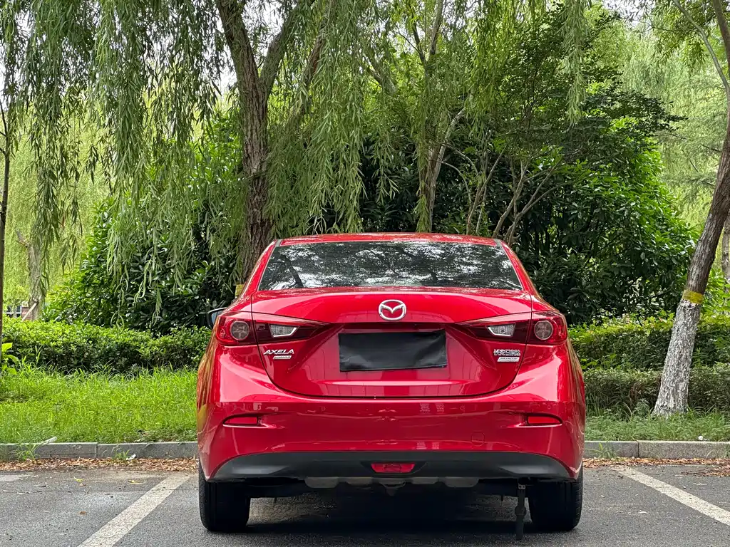 Mazda 3 Axela 2017 — фото 13