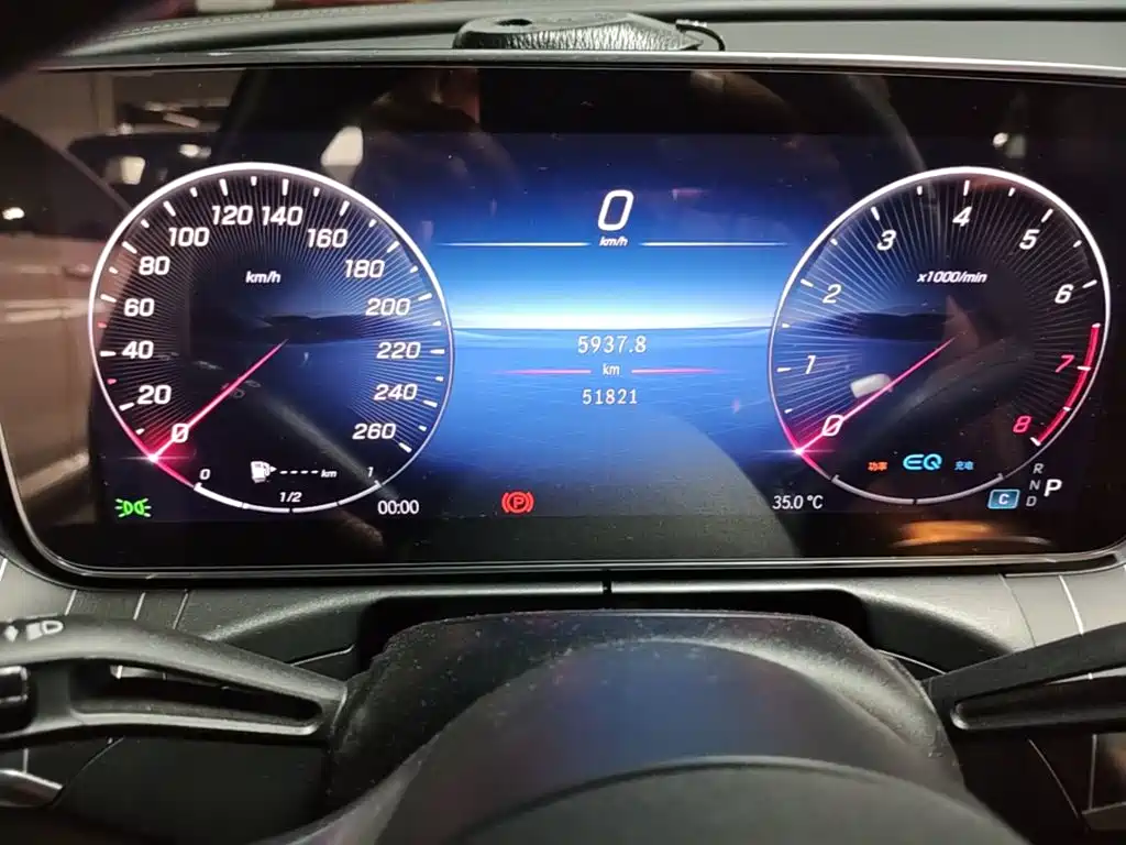 Mercedes-Benz C-Class 2022 — фото 12