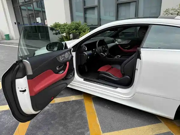 Mercedes-Benz E-Class 2019