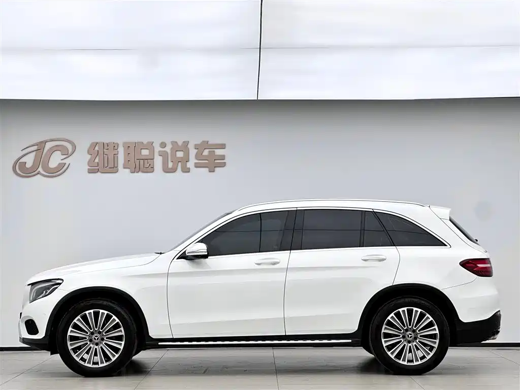 Mercedes-Benz GLC 2017 — фото 3