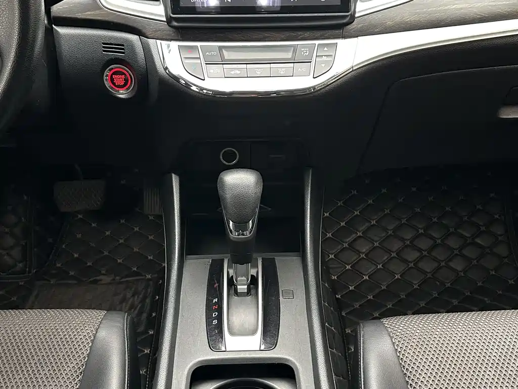 Honda Jade 2018 — фото 5