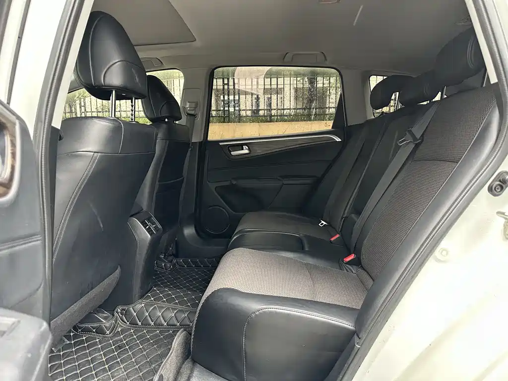 Honda Jade 2018 — фото 10