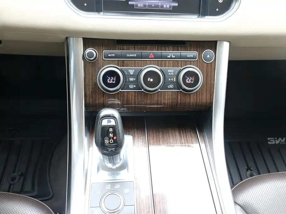 Land Rover Sport 2015 — фото 9