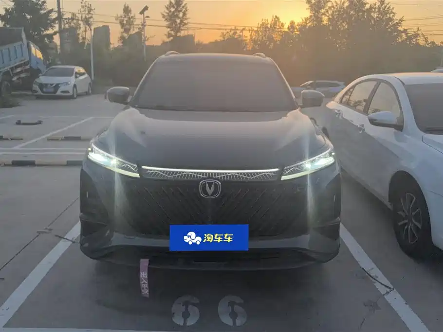 Changan CS75 PLUS 2022 — фото 2