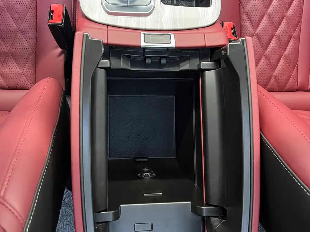 Jetour X70 PLUS 2022 — фото 10