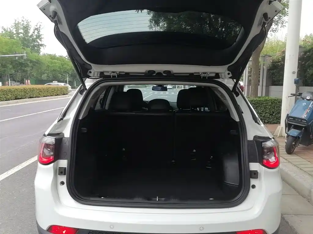 Jeep Compass 2020 — фото 19