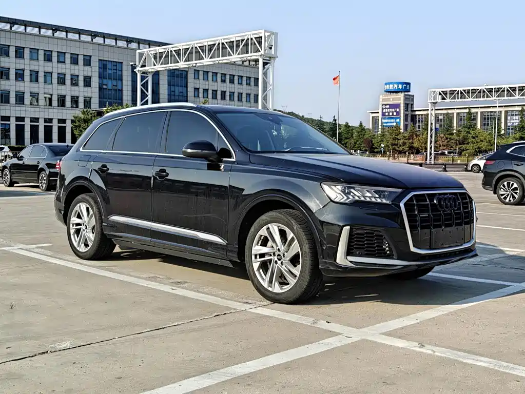 Audi Q7 2021