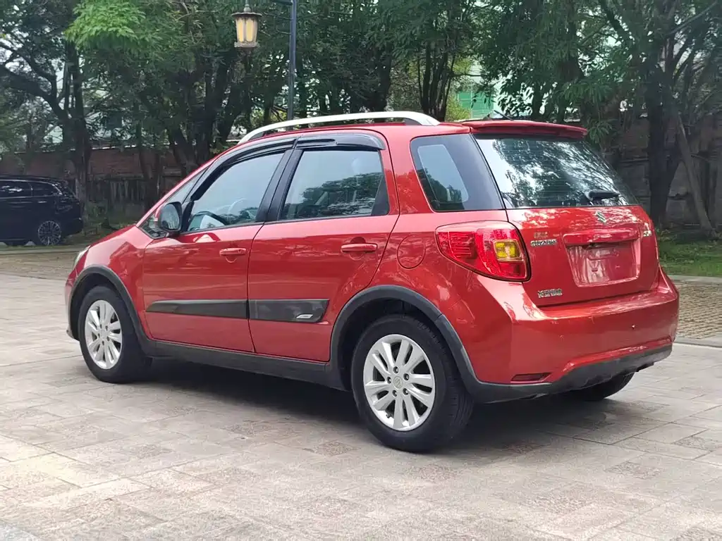 Suzuki SX4 2014 — фото 3