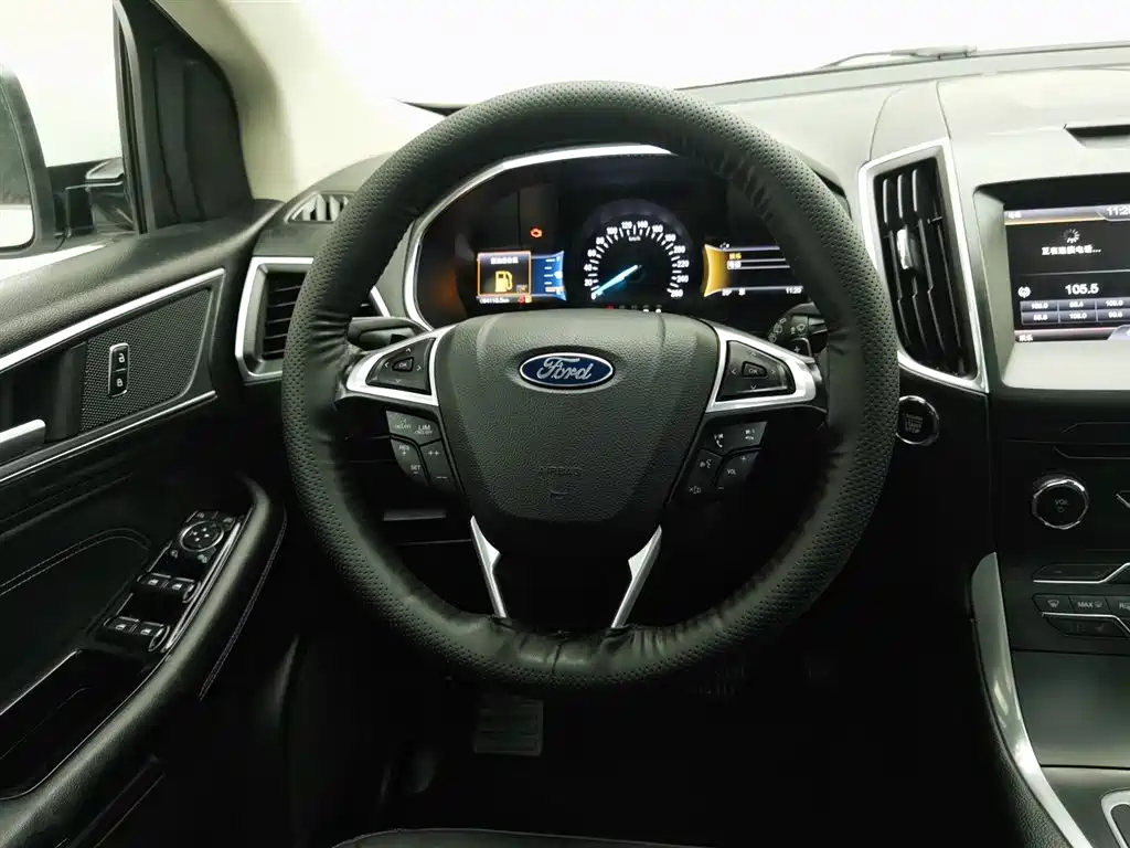 Ford Edge 2015 — фото 11