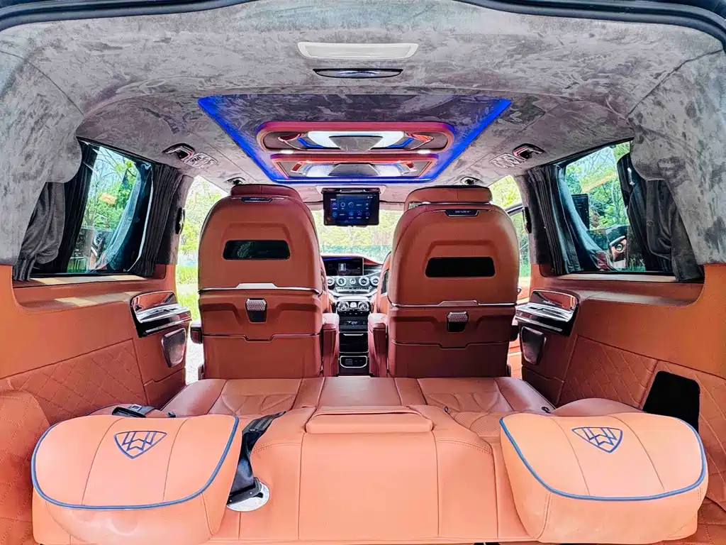 Mercedes-Benz Vito 2022 — фото 17