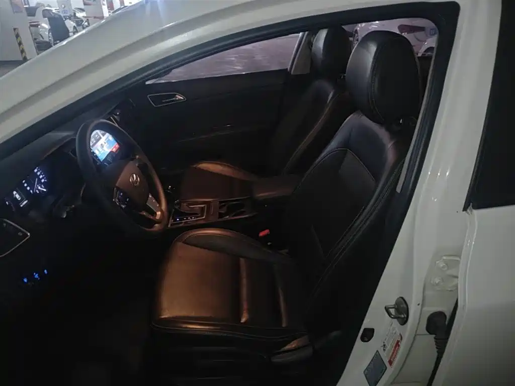 Hyundai Mistra 2017 — фото 15