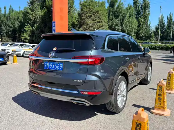 Buick Enclave 2021