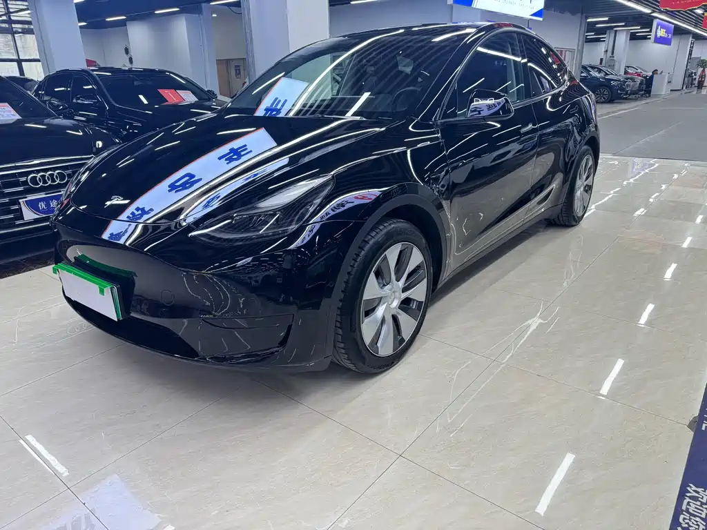 Tesla Model Y 2022 — фото 1