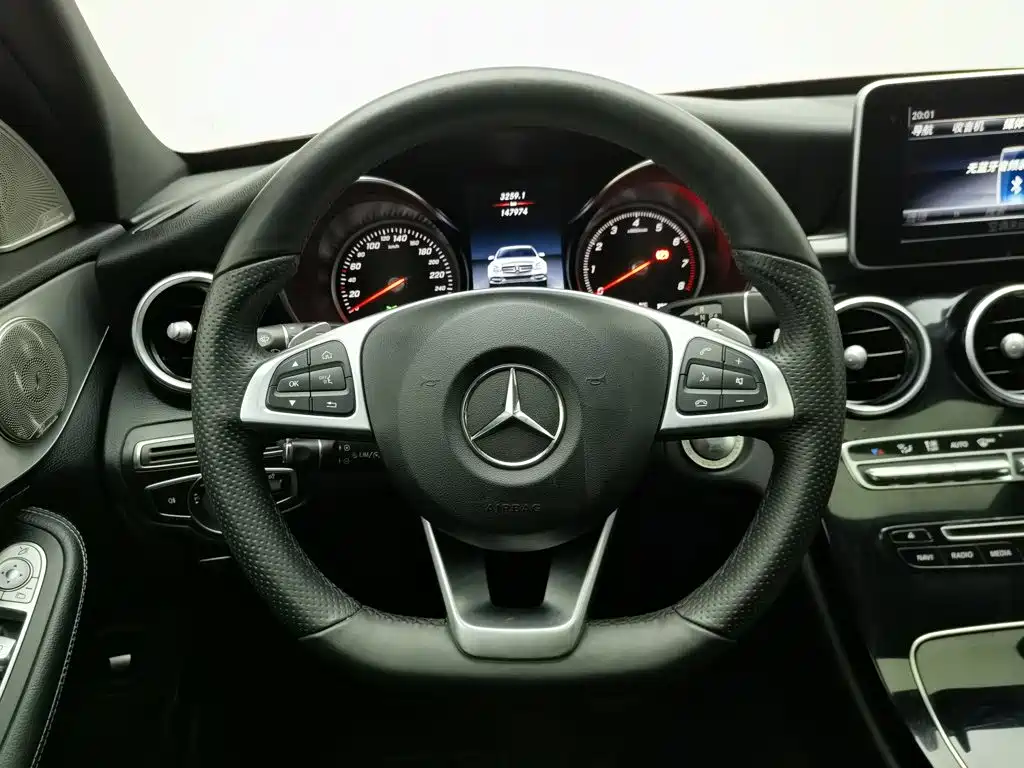 Mercedes-Benz C-Class 2018 — фото 11