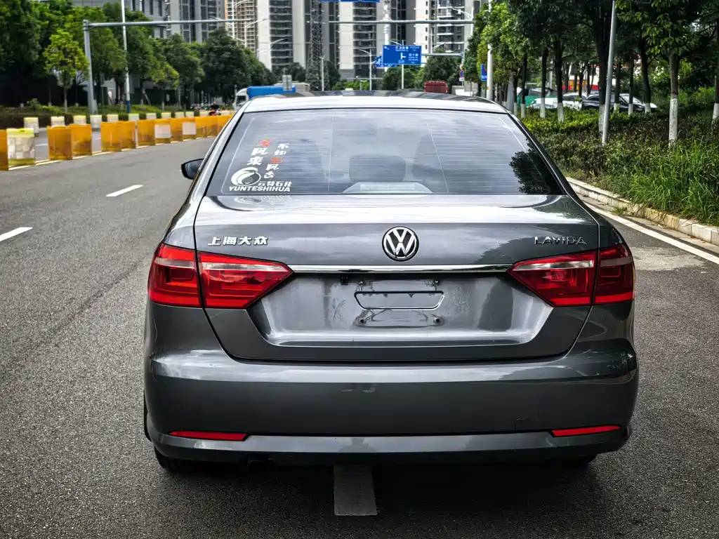 Volkswagen Lavida 2014
