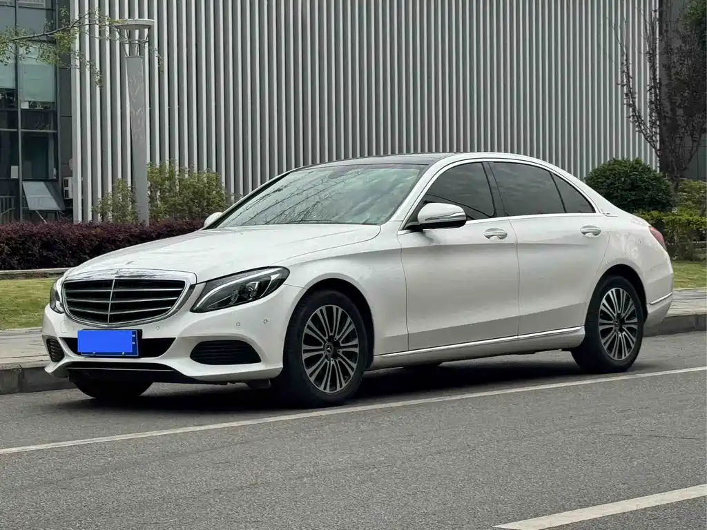 Mercedes-Benz C-Class 2018 — фото 1